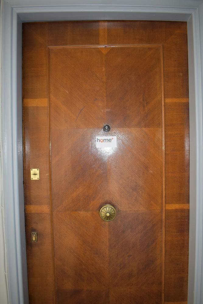 Athenian Modern Apartment Mavili Square Экстерьер фото