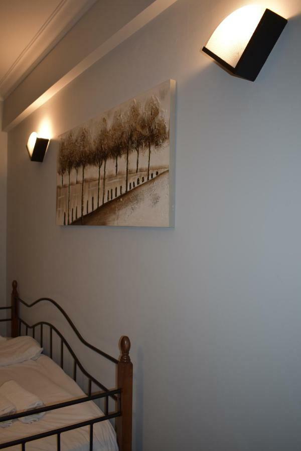 Athenian Modern Apartment Mavili Square Экстерьер фото